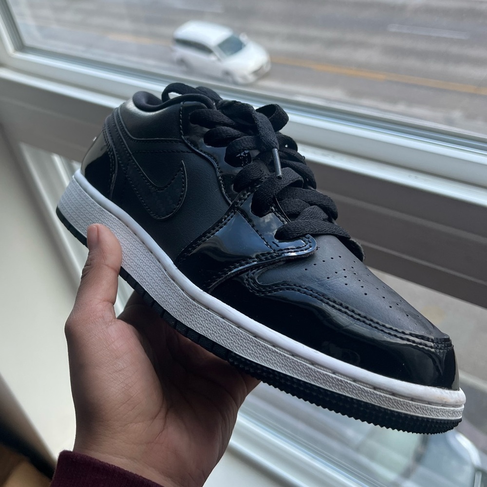 AJ Low 1's
